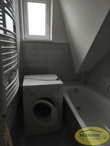 Pronájem podkrovního BOV 3+kk, Jiráskova, Hulín - Photo 4