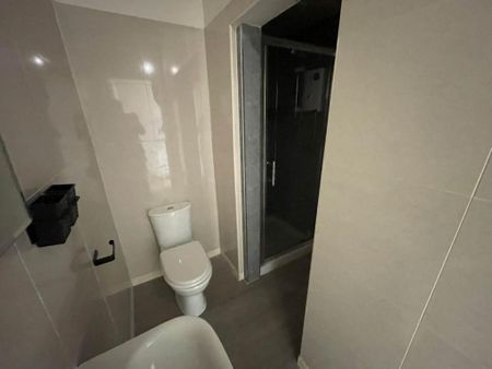 Studio to rent - Photo 5