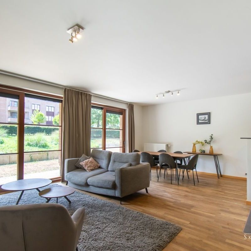 Appartement te huur in Oudergem voor € 1.700 met 2 slaapkamers - Photo 1