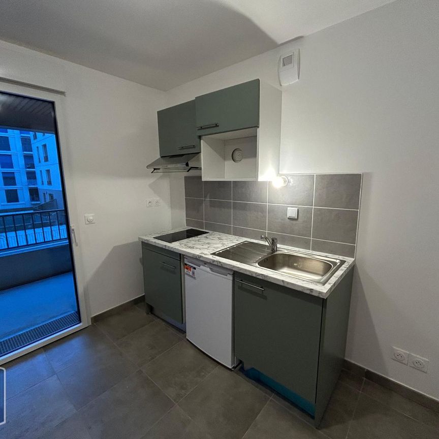 Location Appartement 2 pièces 47m² BORDEAUX 33800 - Photo 1