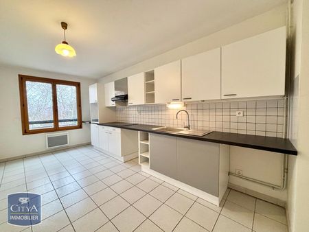 Location Appartement 4 pièces 131m² LYON 4ème - Photo 4