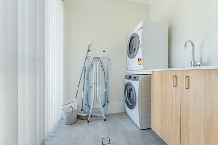 Coastal Living at its finest. - Photo 4