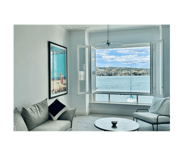 Exquisitely Furnished Light Filled Spacious Waterfront Apartment in... - Photo 1