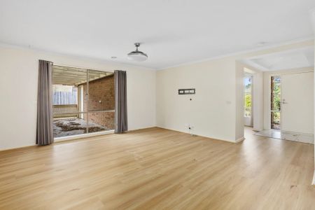Spacious living in the Woodlands.. - Photo 5