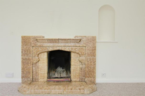 4 bedroom detached house to rent - Photo 1