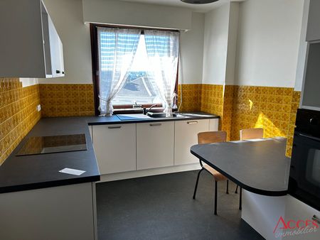 Location Appartement 4 pièces 110m² - Photo 3