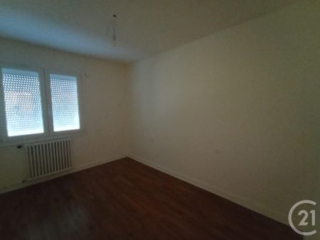 Location Appartement 3 pièces 72m² GRAULHET 81300 - Photo 2