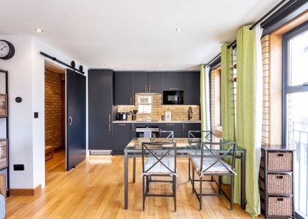 Southwark Bridge Road - Photo 4