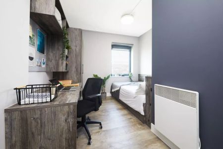 Penthouse Plus Studio - Photo 4
