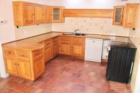 2 bedroom cottage to rent - Photo 5