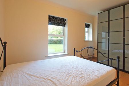 Penners Gardens, Sycamore Court Penners Gardens, KT6 - Photo 3