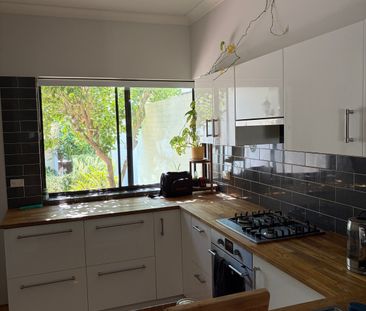 South Perth - Photo 4