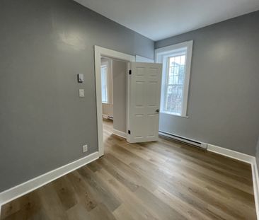 145 King Street East - U4 - Photo 3