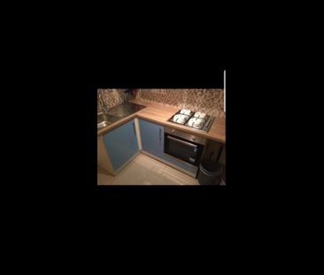 Room in a Shared House, Queens Road, E11 - Photo 6