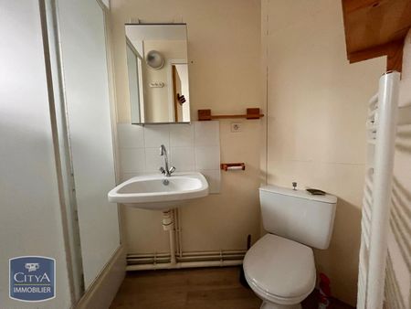Location Appartement 1 pièce 21m² LAVAL 53000 - Photo 4