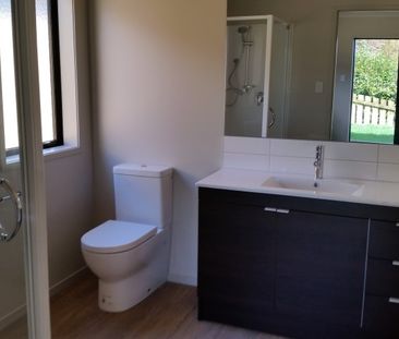New Looking In Matua - Matua - Photo 2