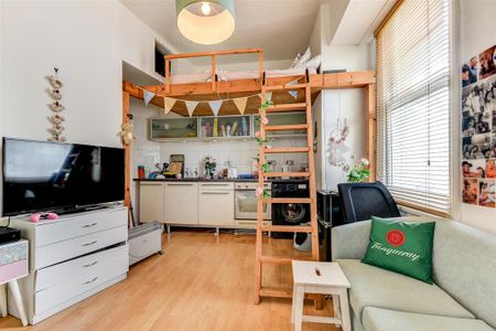 Studio to rent - Photo 4