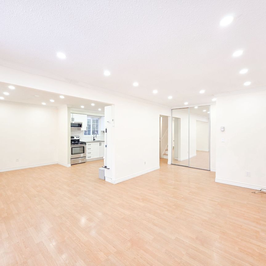 For Lease - 556 Capilano Crescent, Oshawa, Ontario - Photo 1