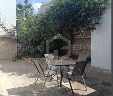 Μονοκατοικία 100 τ.μ. προς ενοικίαση - Photo 2
