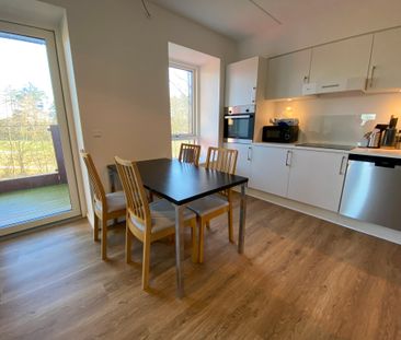 Charmerende 2-værelses lejlighed med stor altan og parkeringslicens - Photo 6