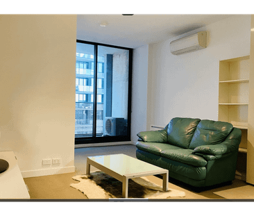 Modern 1-Bedroom Apartment in Melbourne CBD - Photo 6