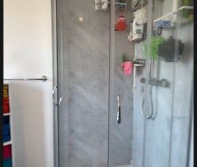 Room in a Shared House, Aldersey Garden, IG11 - Photo 6