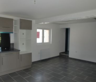 Location Appartement 2 pièces 40m² CRIEL SUR MER 76910 - Photo 2