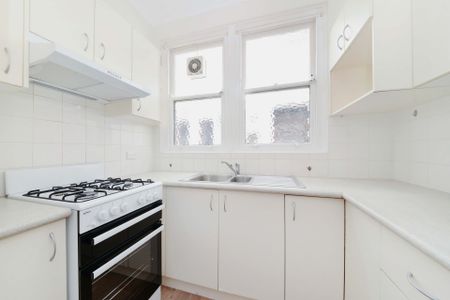 HUGE SUNNY TWO BEDROOM WITH PARKING - Photo 3
