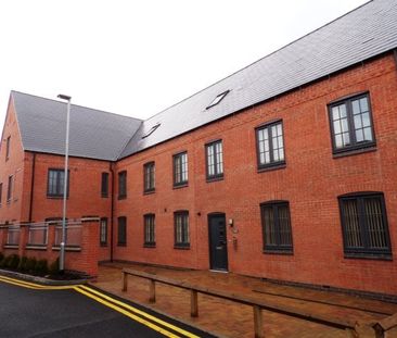 Co-op Close, Leicester, LE9 - Photo 1