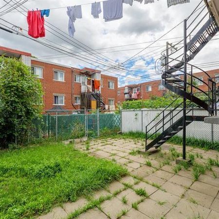 Superbe 5 ½ de 3 chambres offert en location. - Photo 3