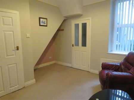 78 Queen Street, Lurgan, BT66 8BL - Photo 2