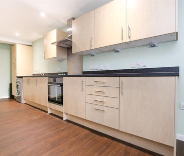 2 bed apartment to rent in Warton Terrace, Heaton, NE6 - Photo 4