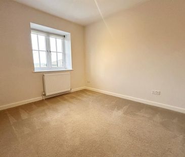 2 bedroom semi-detached house to rent - Photo 2