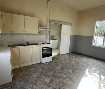 Cozy & Affordable 3-Bedroom Home in Werris Creek - Photo 5