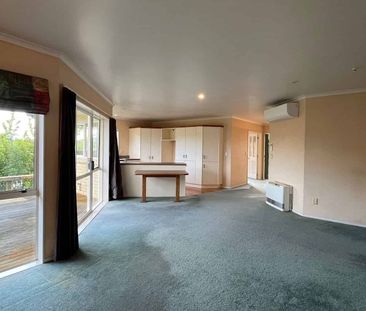 Spacious and Sunny in Kamo - Photo 1