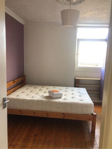 3 Bed Maisonette, Kirton Gardens, E2 - Photo 3