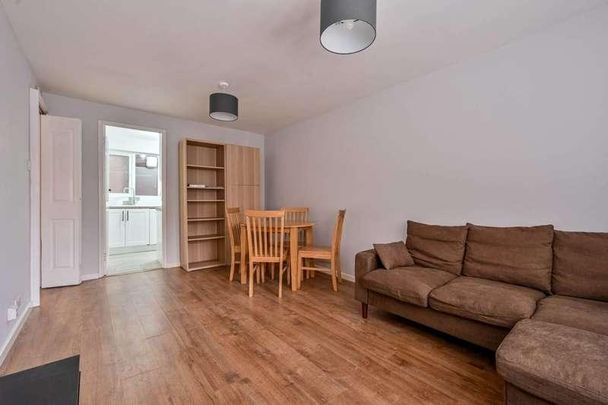 The Mount, Guildford, GU2 - Photo 1