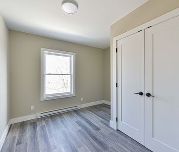 Orillia: 1 Bedroom Basement Apartment, Parkview Ave. - Photo 5
