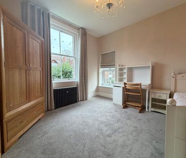 Raynham Avenue, Didsbury, Manchester, M20 6BW - Photo 5