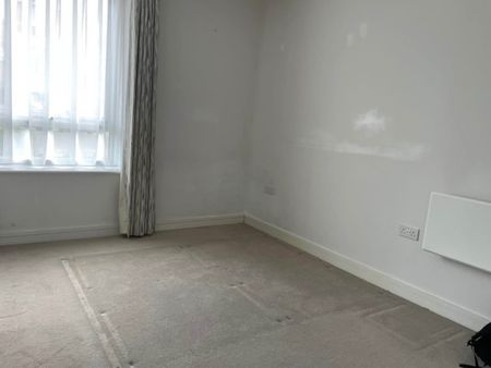 2 Bed Flat, Bedwyn Mews, RG2 - Photo 3