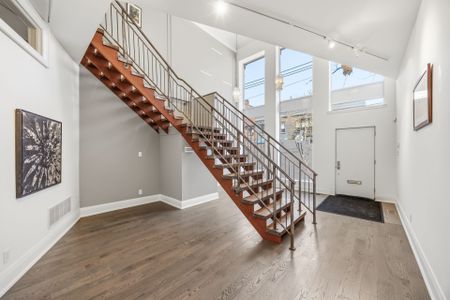For Lease - 687 Queen Street, Toronto, Ontario - Photo 4