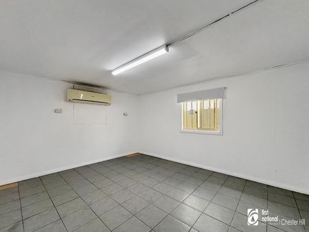 3-Bedroom House and 2-Room Retreat - Photo 4