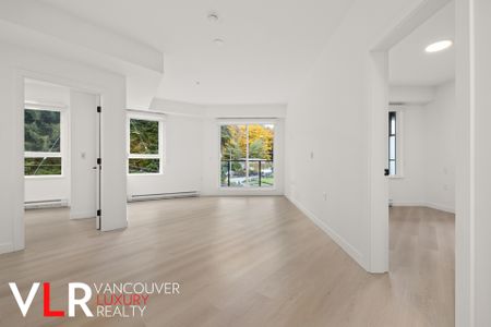 Condo in Port Moody, British Columbia - Photo 2