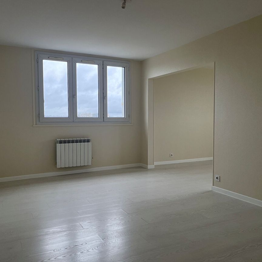 Location Appartement 5 pièces 90m² - Photo 1