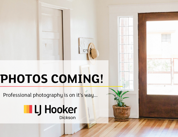 Modern Apartment in Prime Location - Photo 1