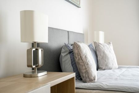 Izabella utca - Fotó 5