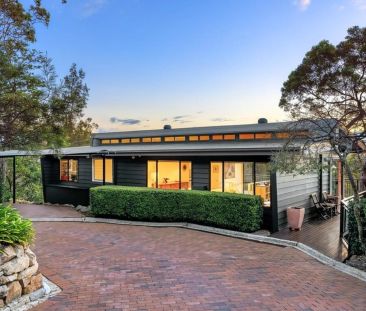 Peaceful Treetop Retreat with Pittwater Views - Photo 2