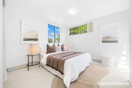 2 Jasmine Street, Botany NSW 2019 - House For Rent | Domain - Photo 3