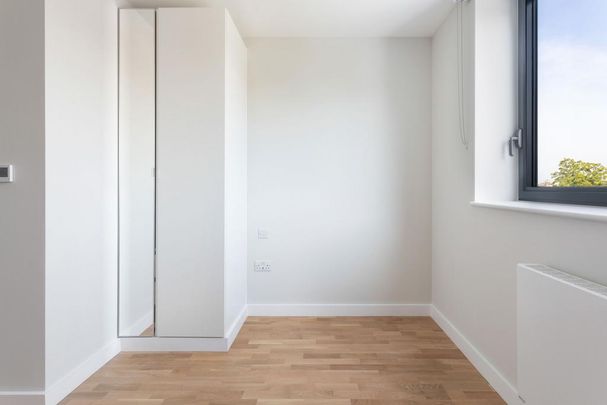 Flat to rent - Photo 1