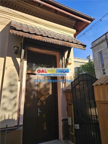 Casa demisol si parter complet renovata ideala birouri PARCUL CAROL - Fotografie 4